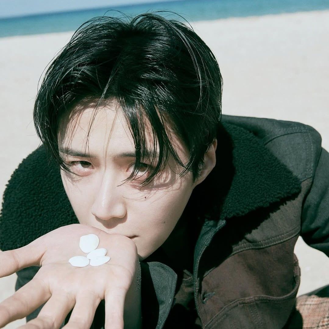 Behind-the-scenes cut of Kim Seonho