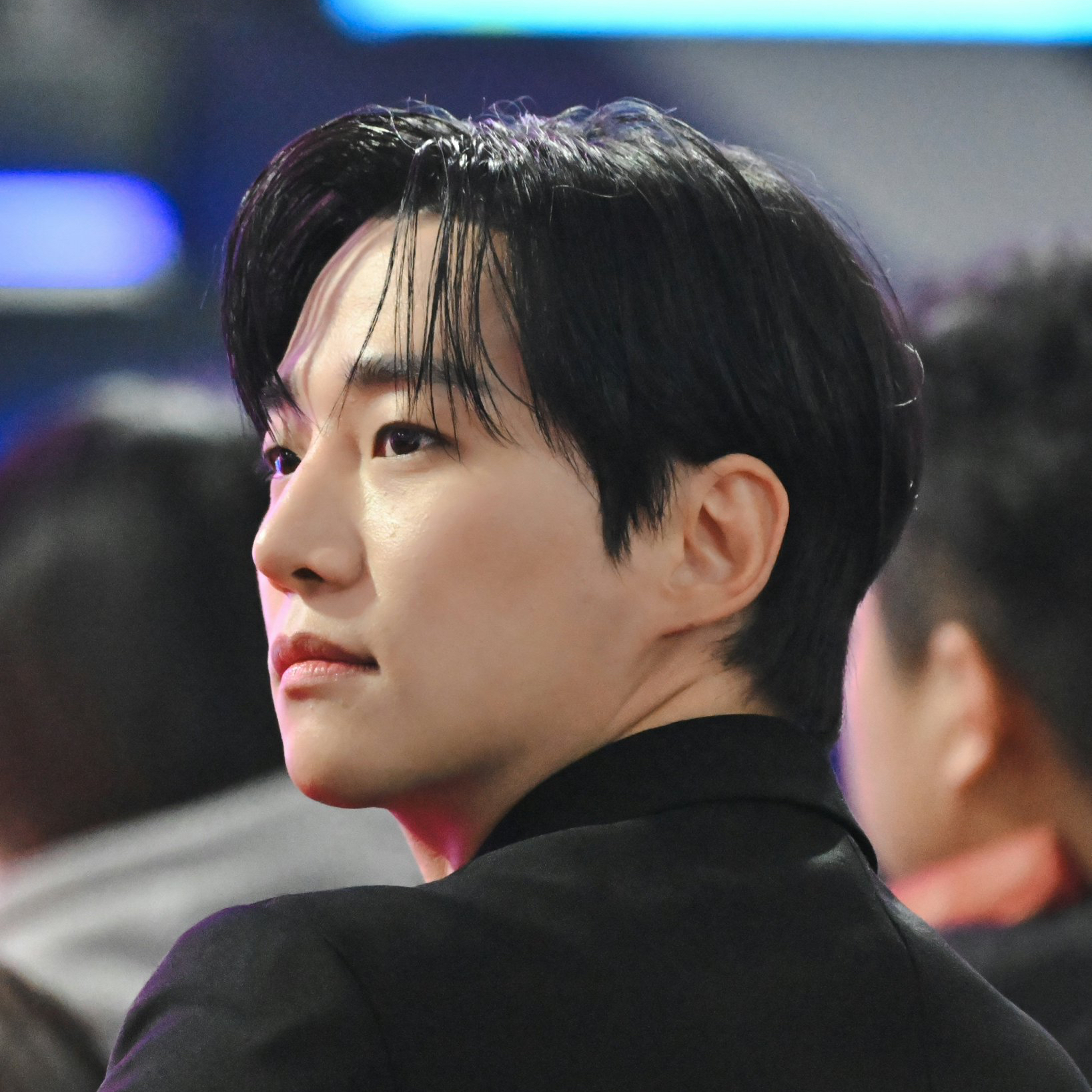 粉丝拍下的李俊昊瞬间