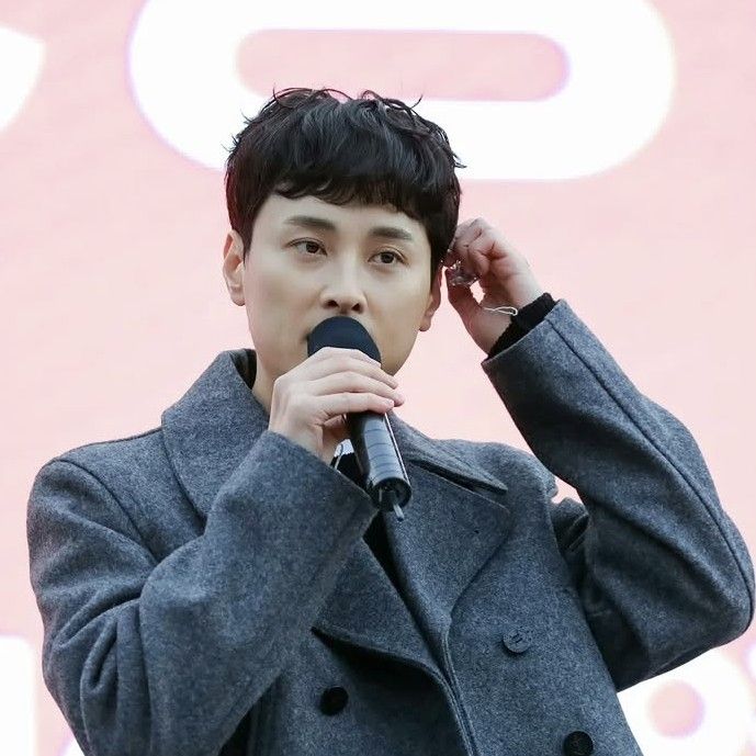 Cuplikan di balik layar dari Min Kyunghoon