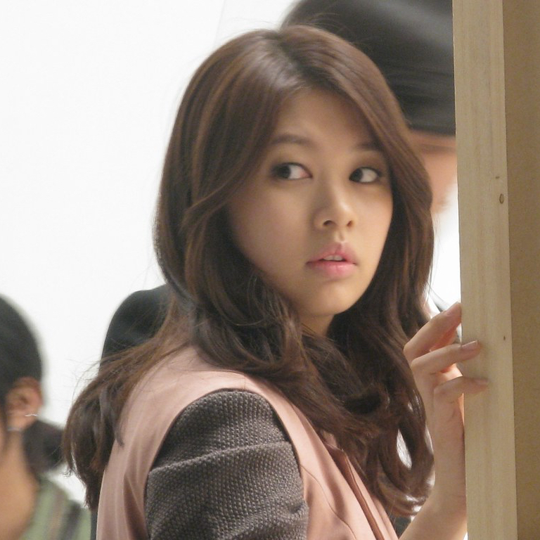 Recent activity shot of Jung Somin