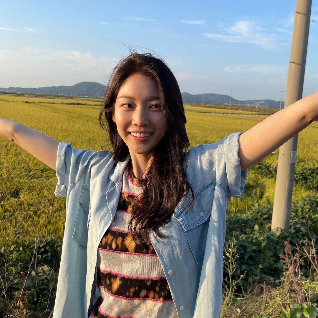 Latest photo of Gong Seungyeon