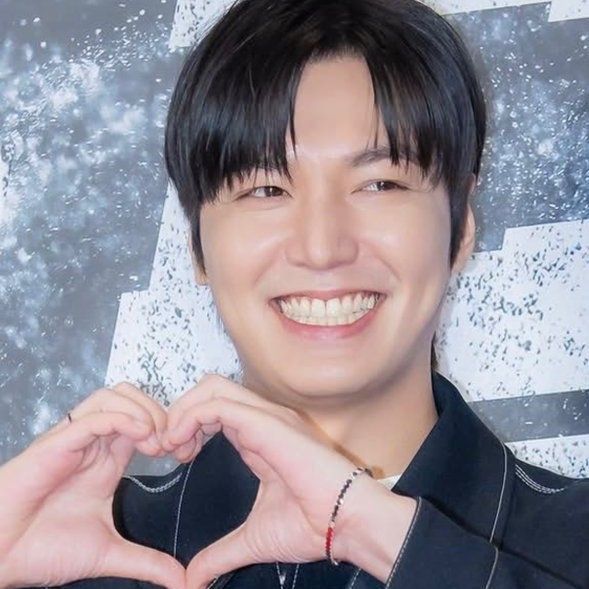 Behind-the-scenes cut of Lee Minho