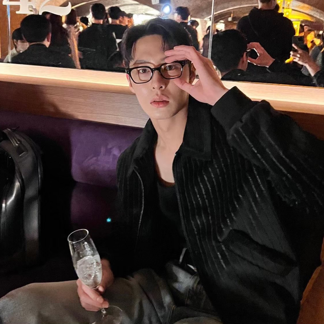 Latest photo of Lee Jaewook