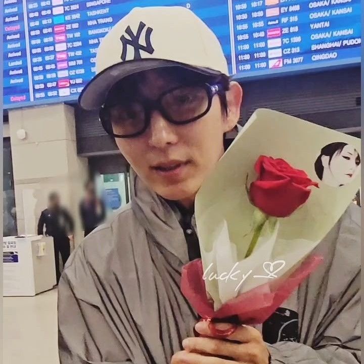 Recent activity shot of Lee Joongi