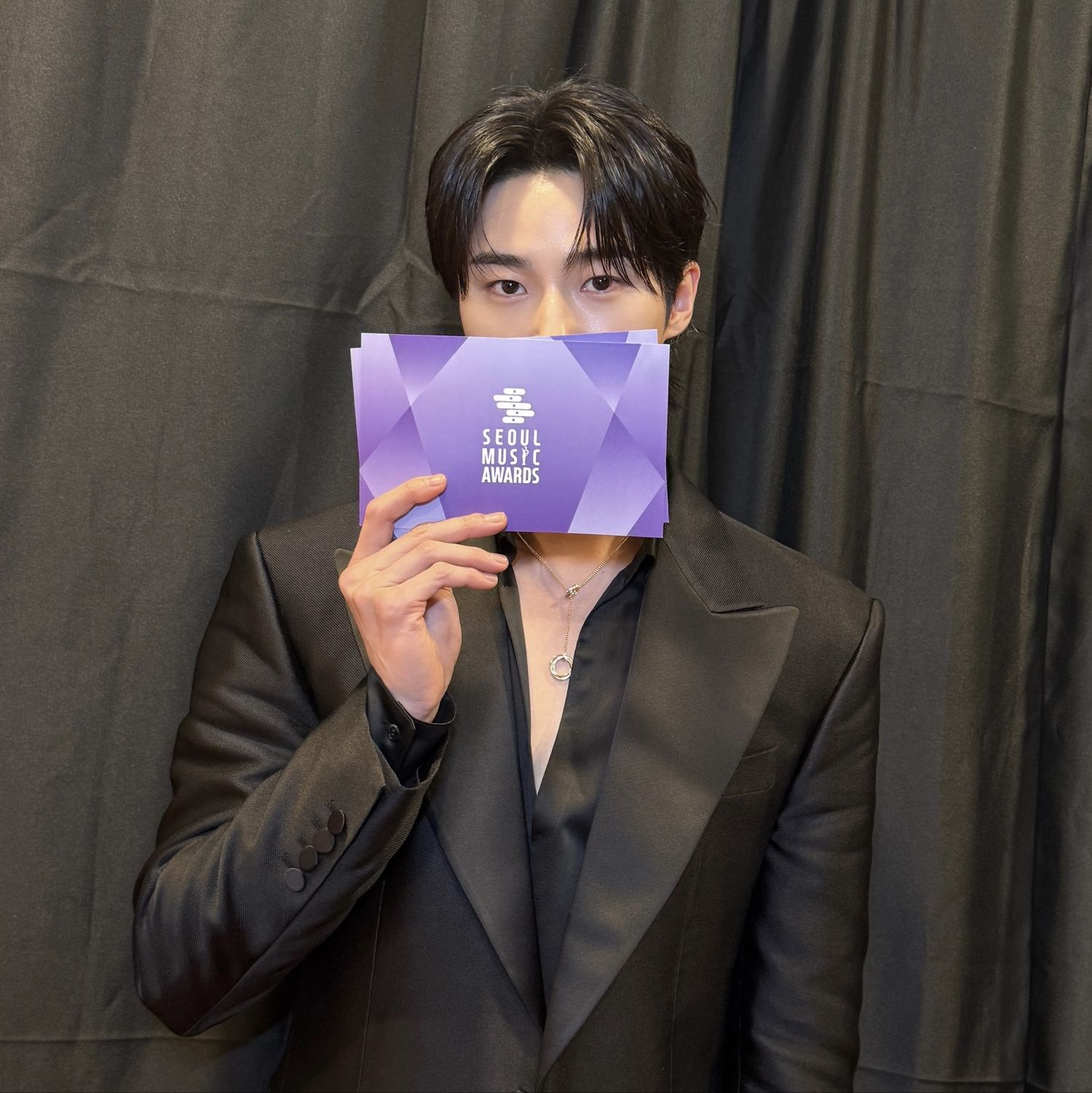 A moment captured by a fan of Byeon Wooseok