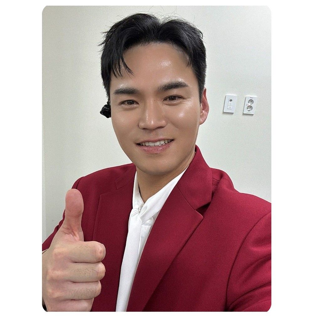 Latest photo of Lee Jung