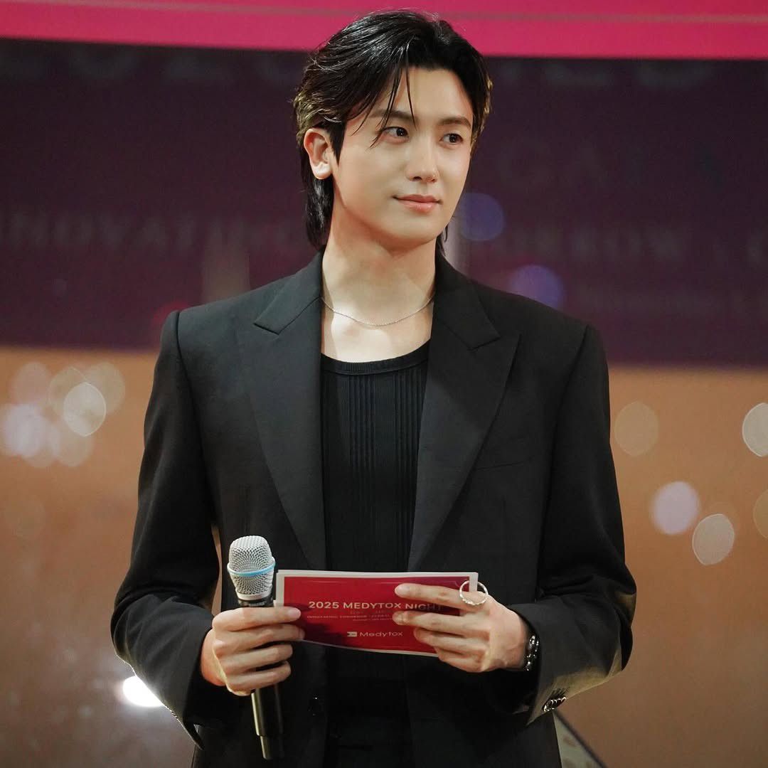 Recent activity shot of Park Hyungsik