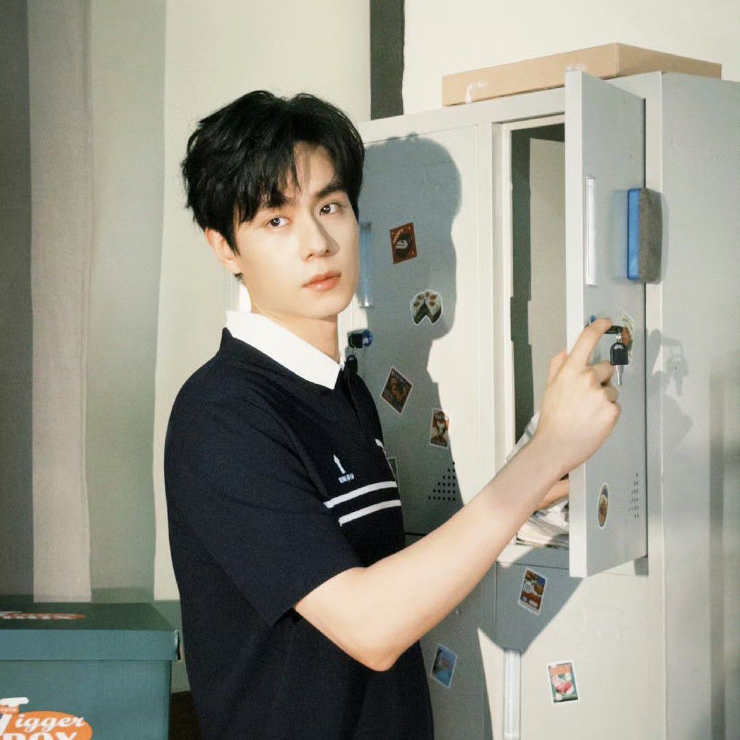 Recent activity shot of Hu Yitian