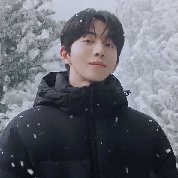 Behind-the-scenes cut of Nam Joohyuk