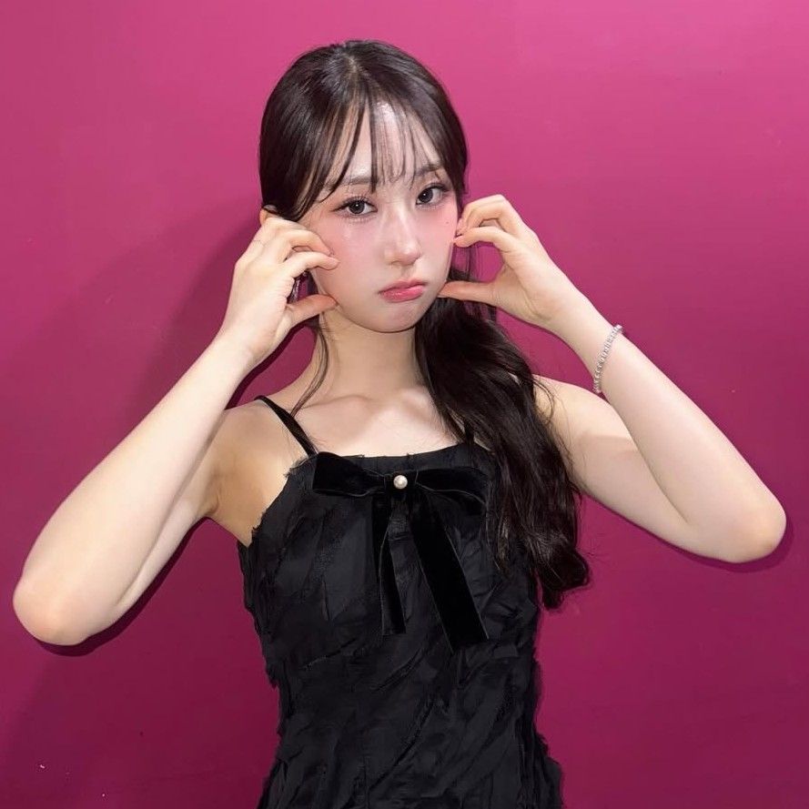 Cuplikan di balik layar dari Jeon Yujin