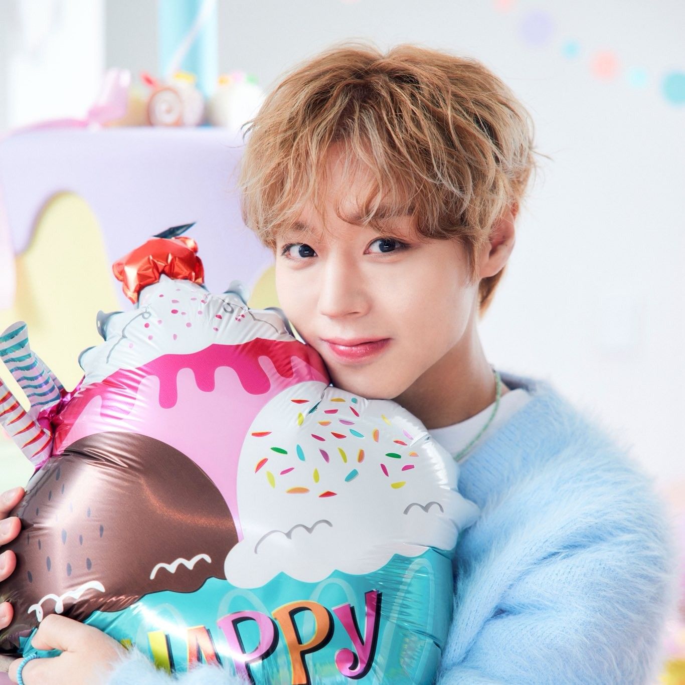 A moment captured by a fan of Park Jihoon