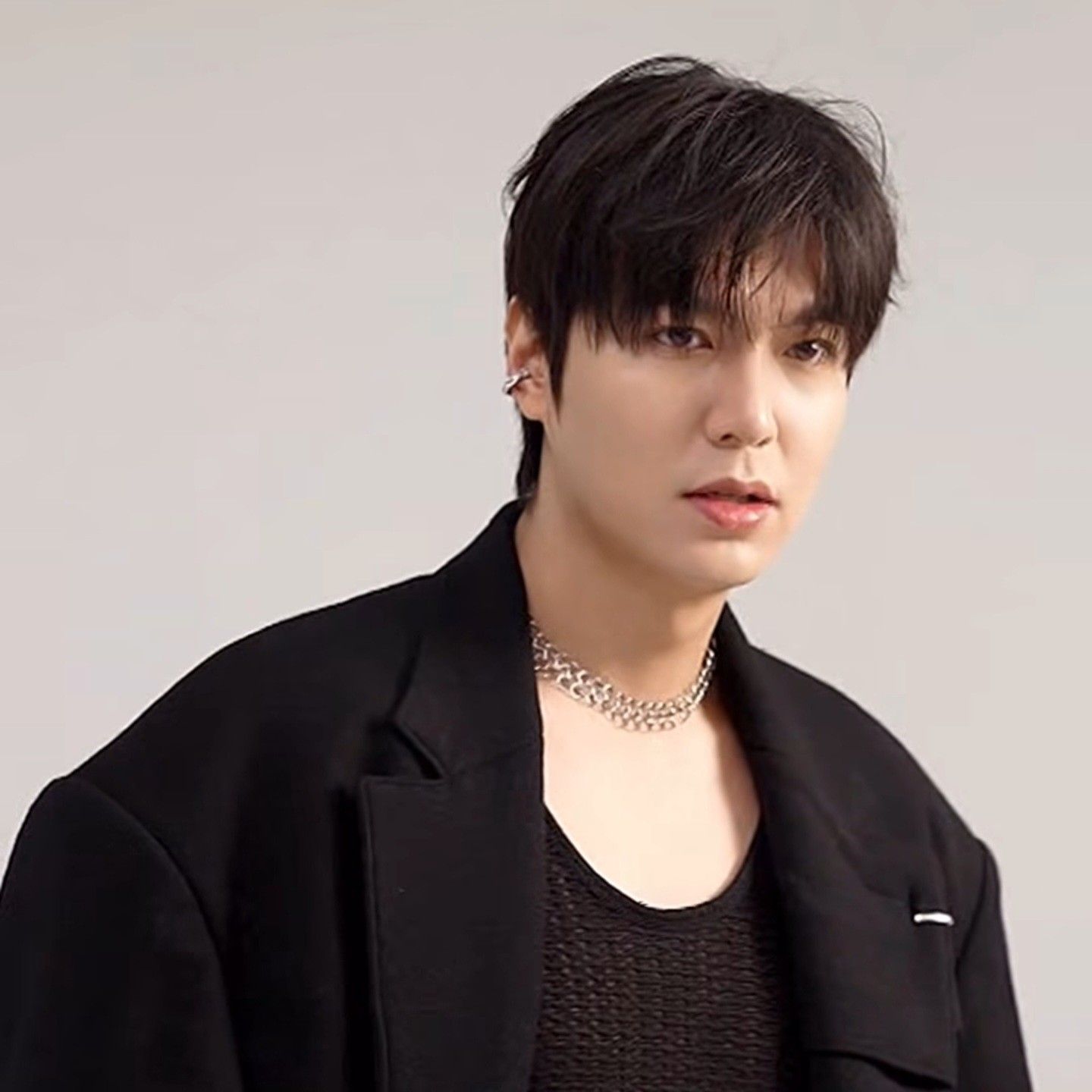 Behind-the-scenes cut of Lee Minho