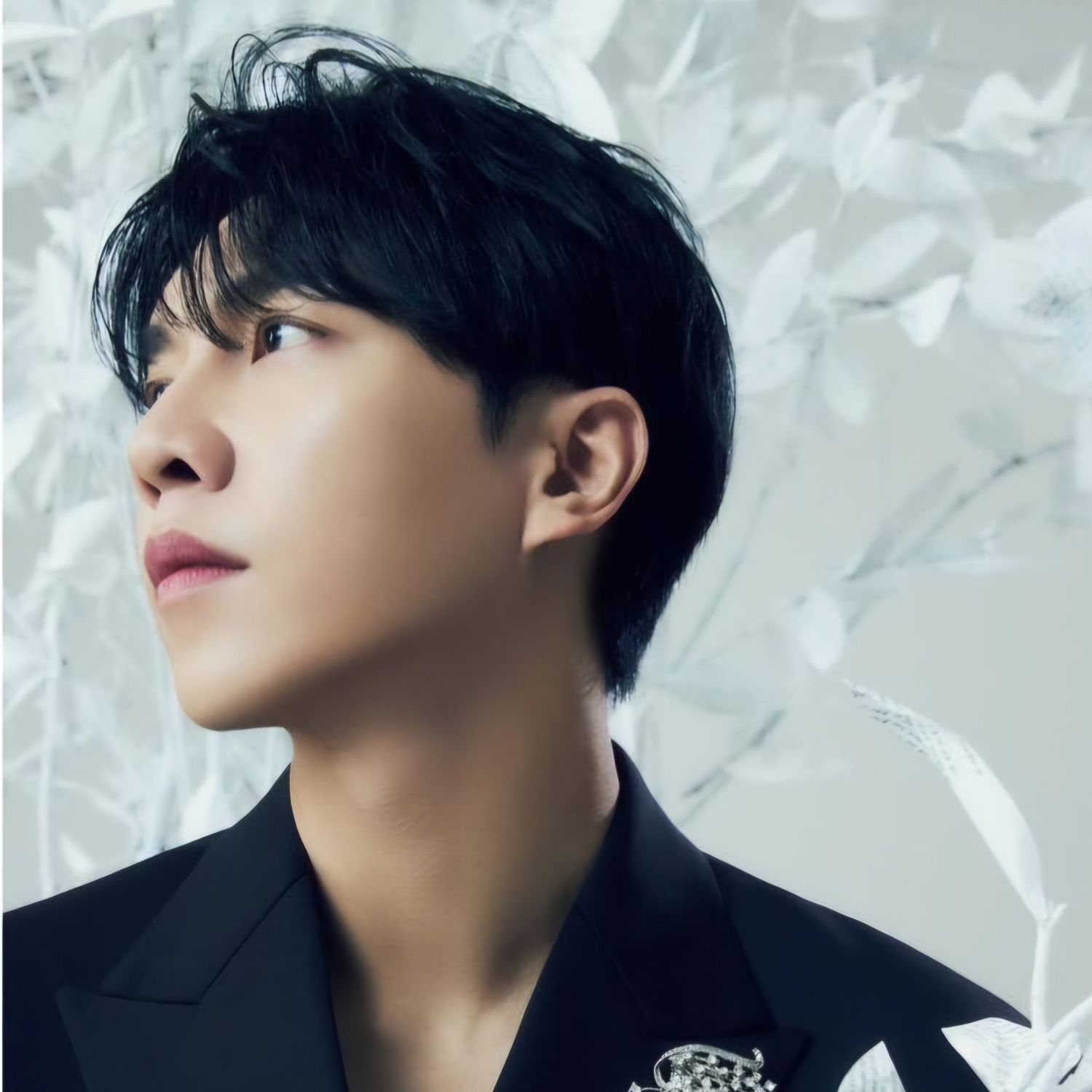 Behind-the-scenes cut of Lee Seunggi