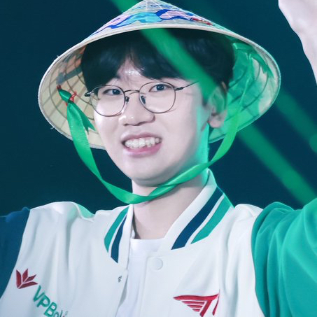 A moment captured by a fan of Doran