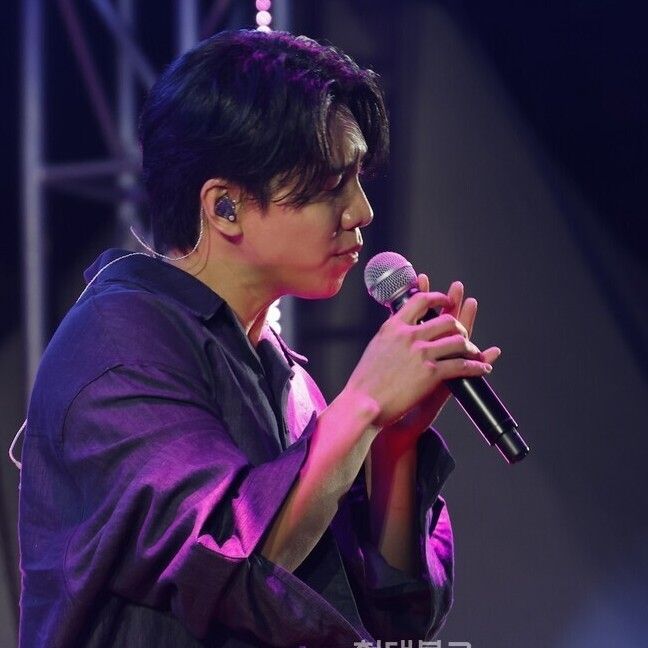 粉丝拍下的李升基瞬间