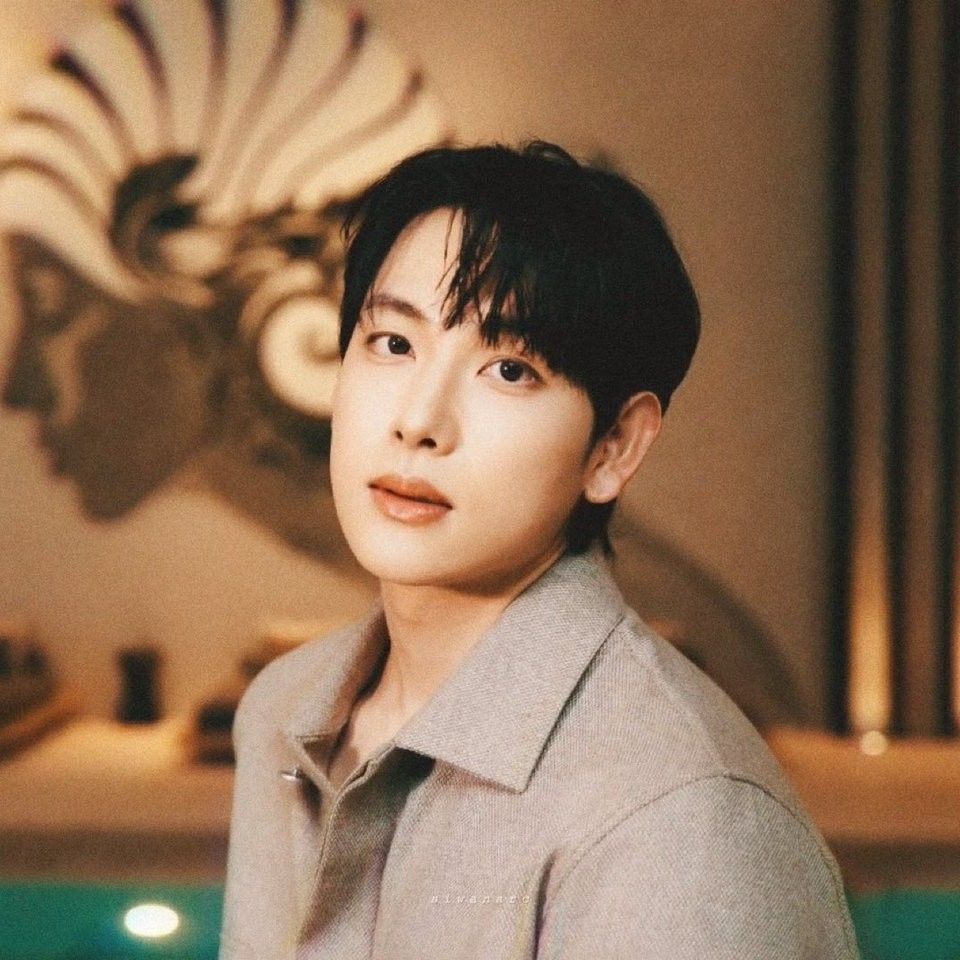 Recent activity shot of Lim Siwan