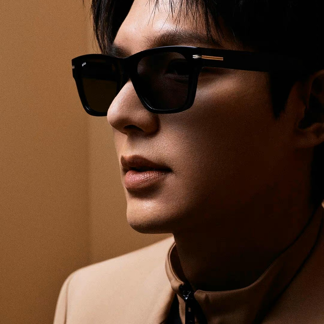 Recent activity shot of Lee Minho