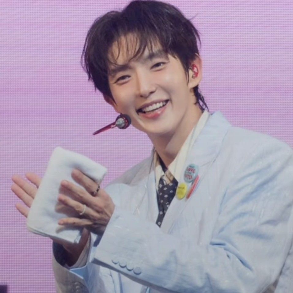 Latest photo of Lee Joongi