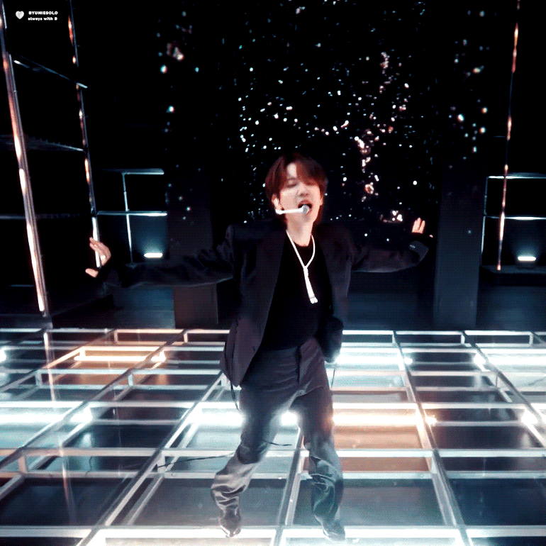 A moment captured by a fan of Baekhyun