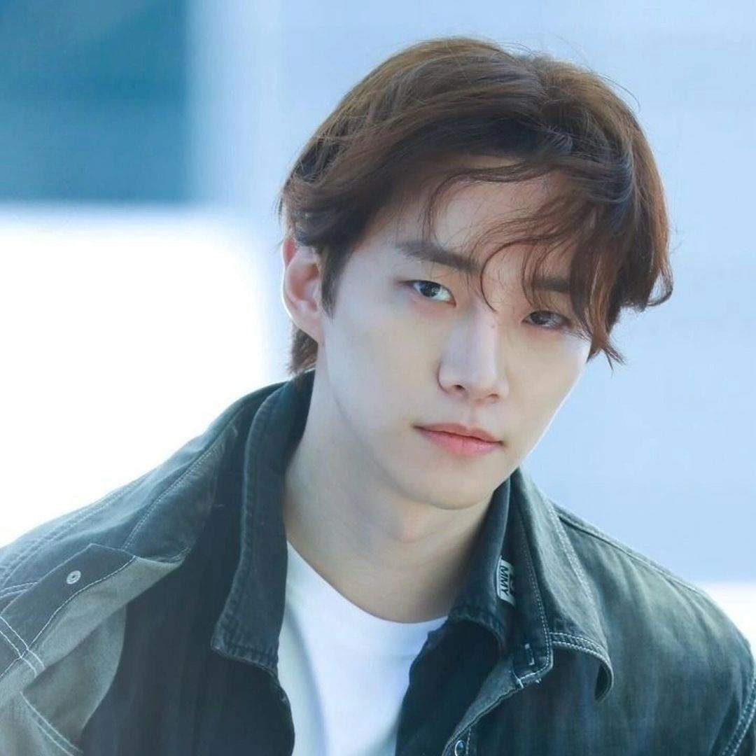 Foto kegiatan terbaru dari Lee Junho