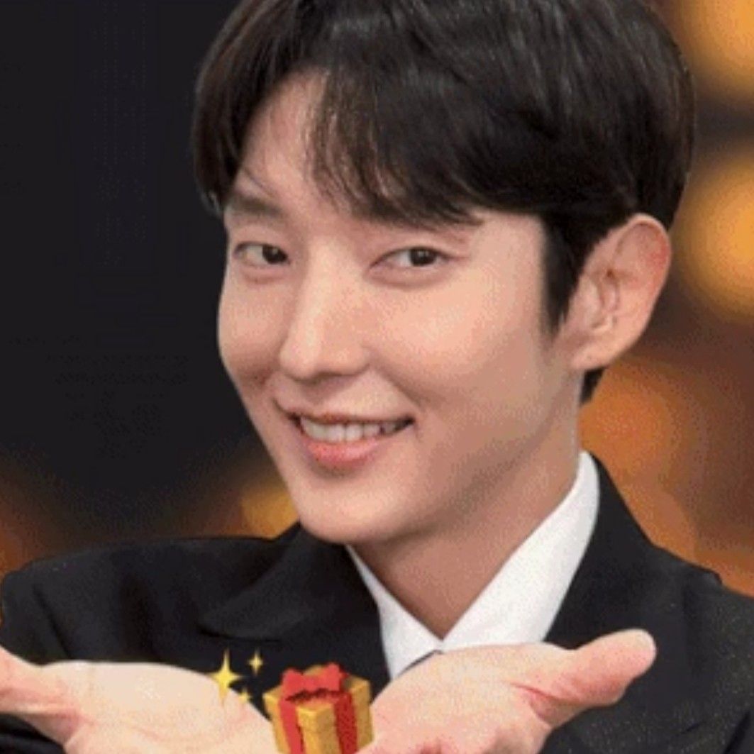 Recent activity shot of Lee Joongi