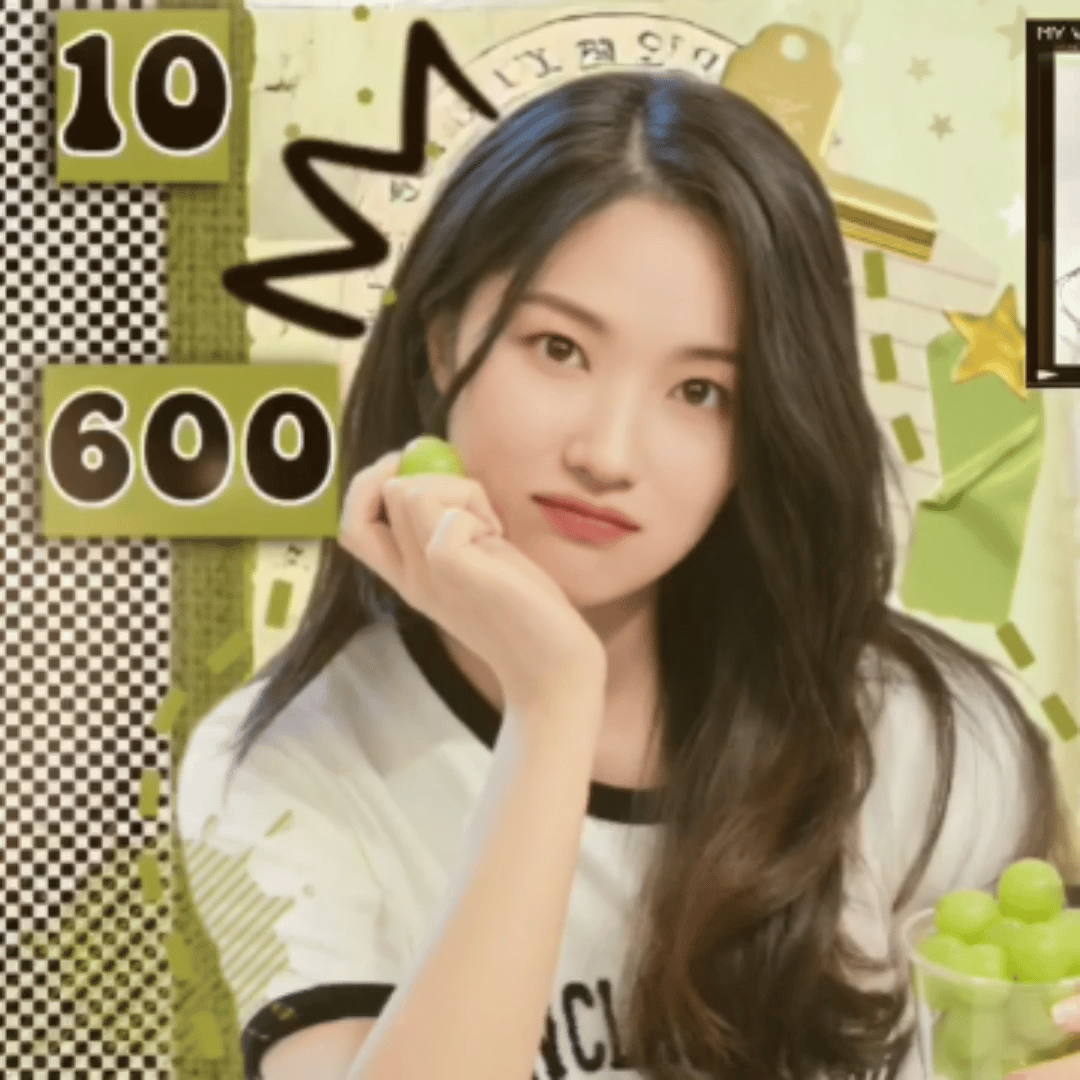 Behind-the-scenes cut of Kim Hyeyoon