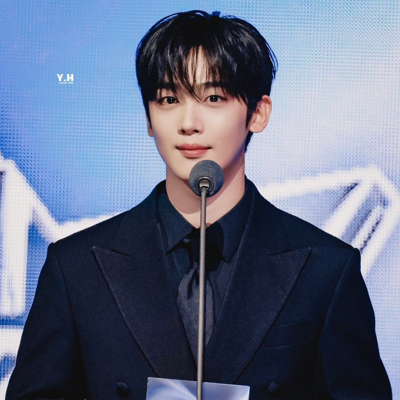 Behind-the-scenes cut of Kim Yohan