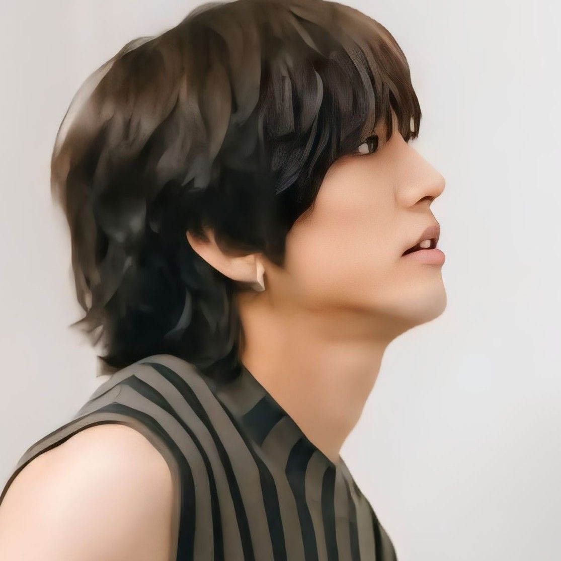 Recent activity shot of Lee Seungyoon