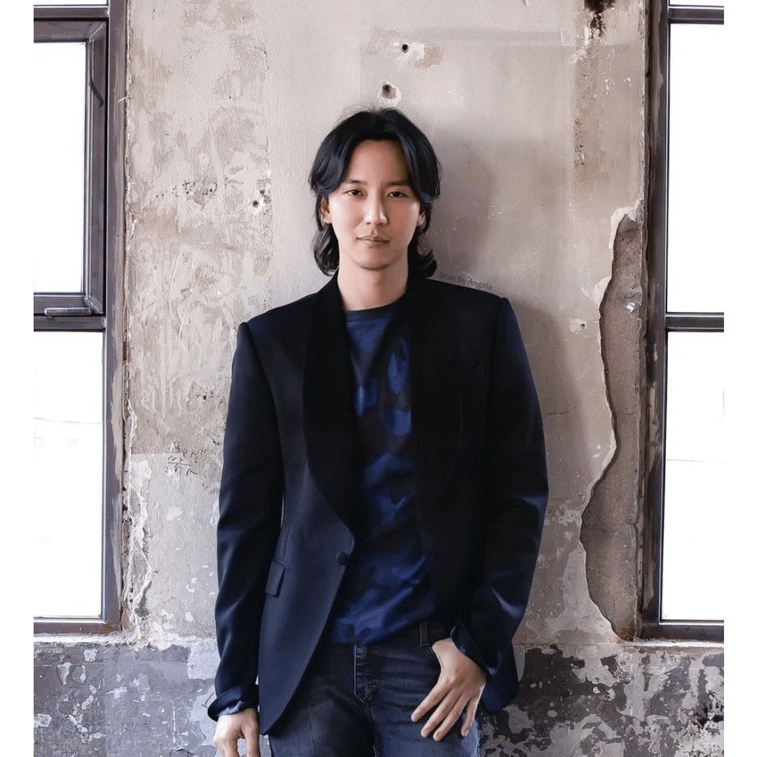 Recent activity shot of Kim Namgil