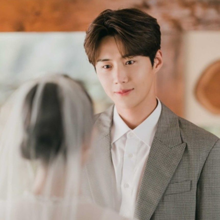 Latest photo of Kim Seonho