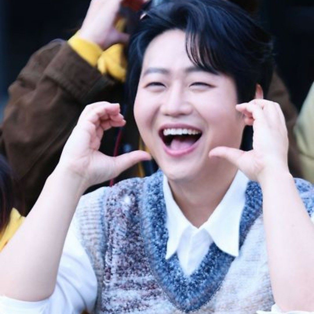 Behind-the-scenes cut of Min Soohyun