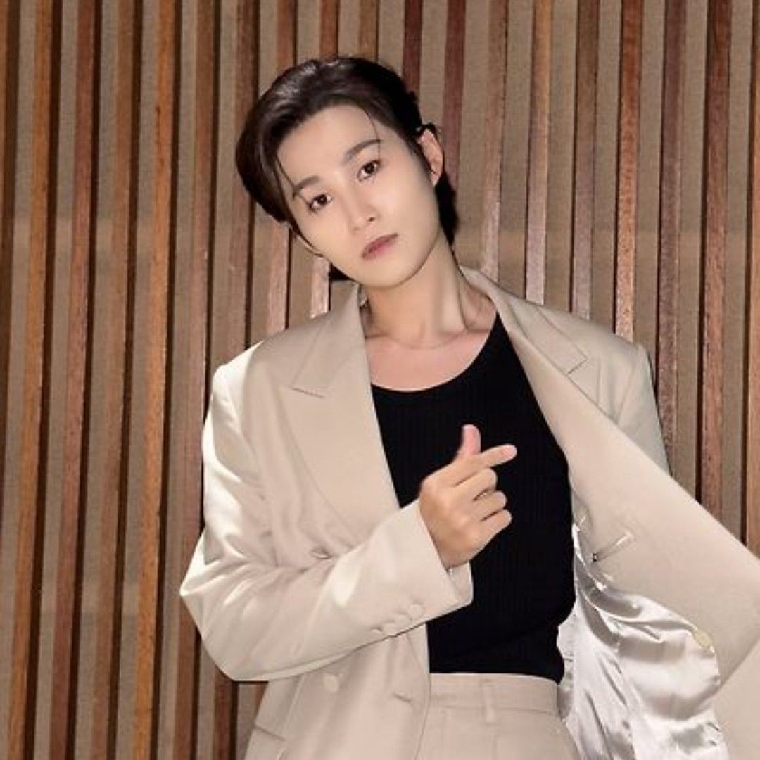 金熙栽的最新照片