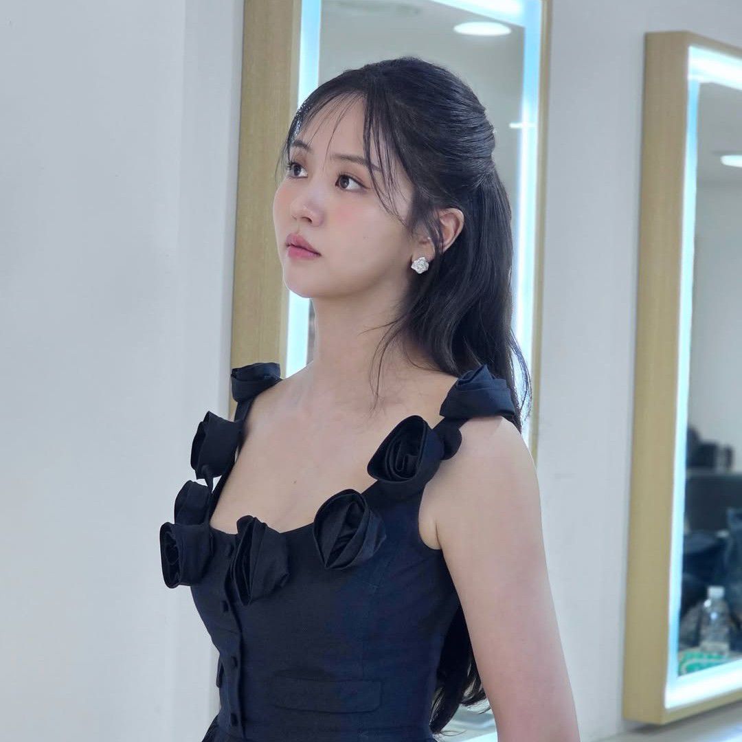 キム・ソヒョンのビハインドカット