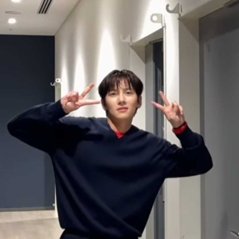 チ・チャンウクの最近の活動ショット