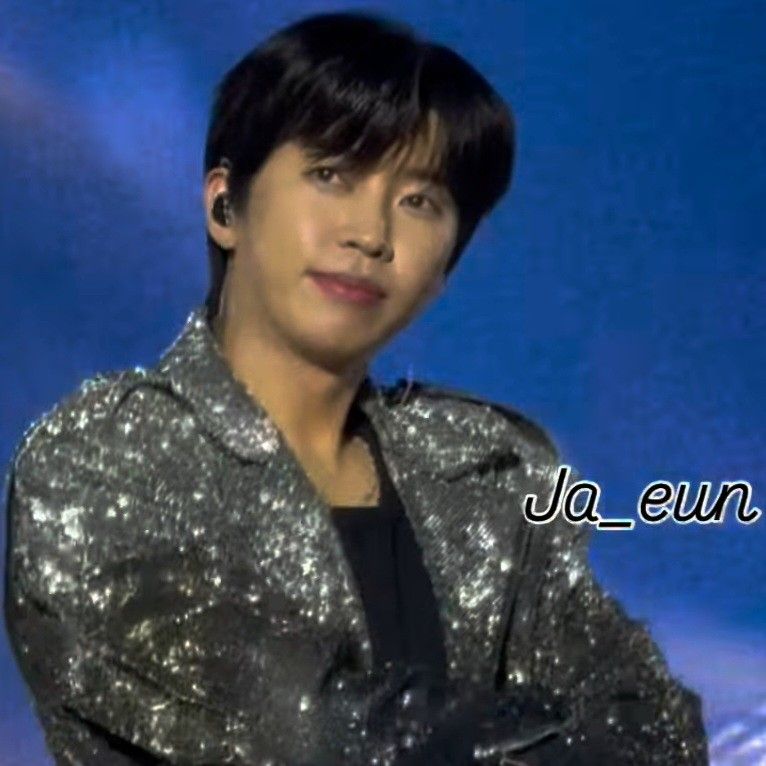 Foto terbaru dari Lim Youngwoong