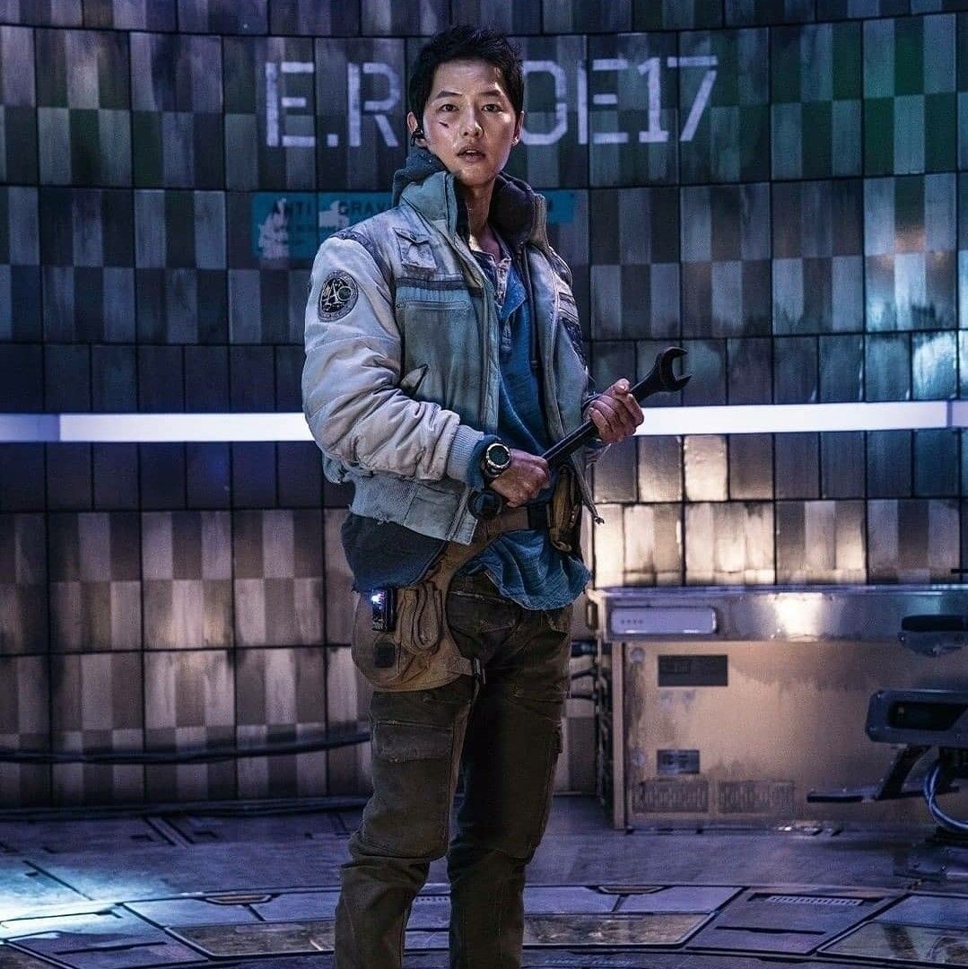 Behind-the-scenes cut of Song Joongki