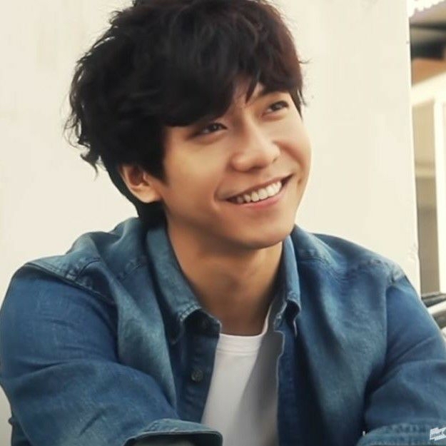 Recent activity shot of Lee Seunggi