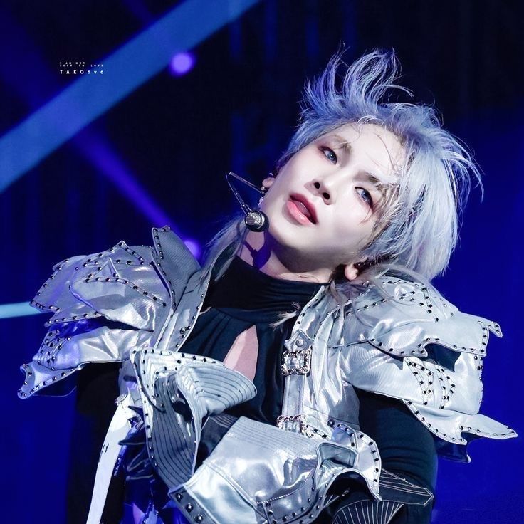 A moment captured by a fan of Key