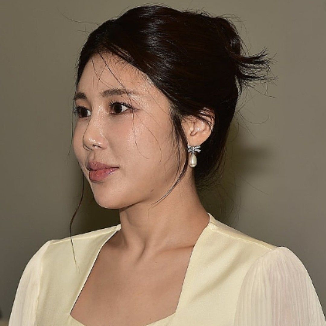 Recent activity shot of Kim Soyou
