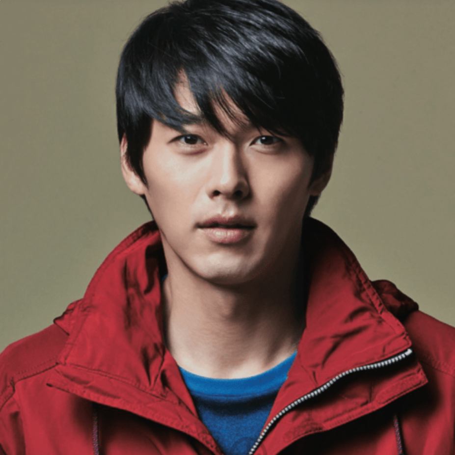 Latest photo of Hyun Bin