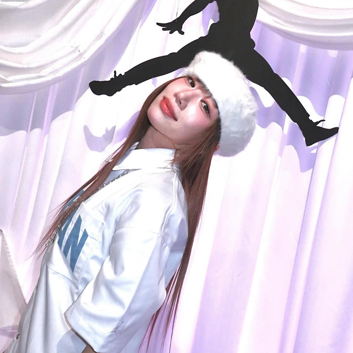 A moment captured by a fan of BADA