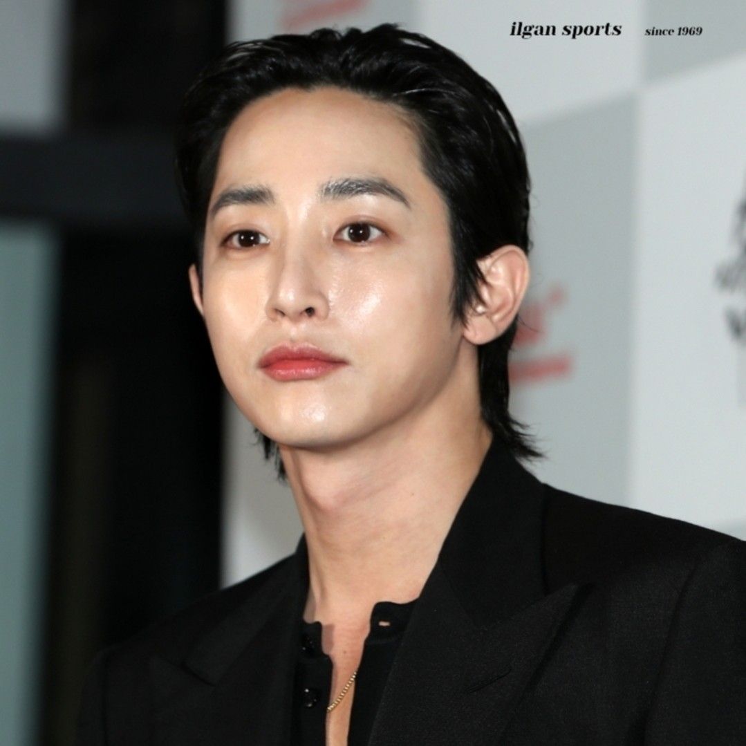 Behind-the-scenes cut of Lee Soohyuk