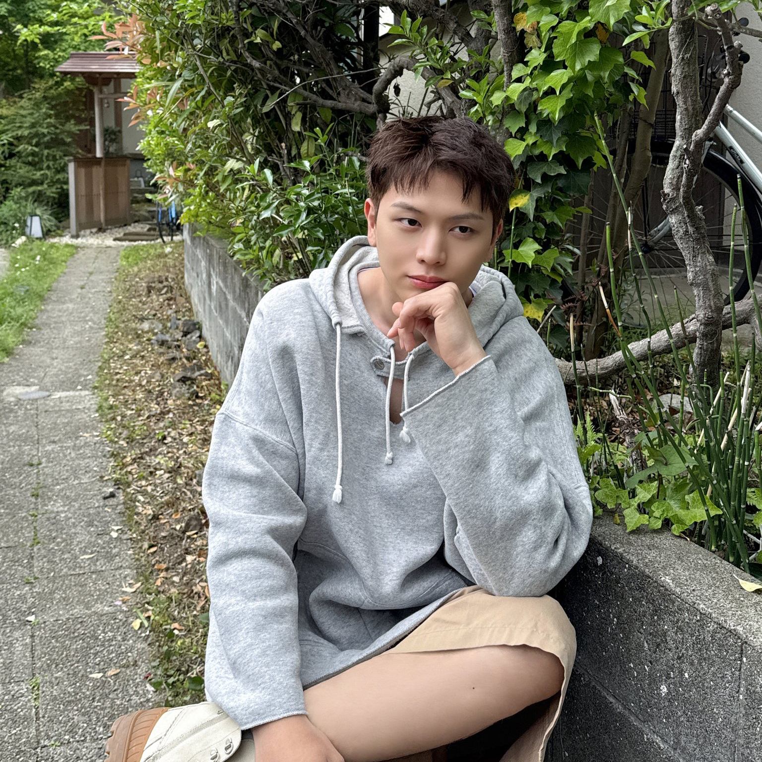 Recent activity shot of Yook Sungjae