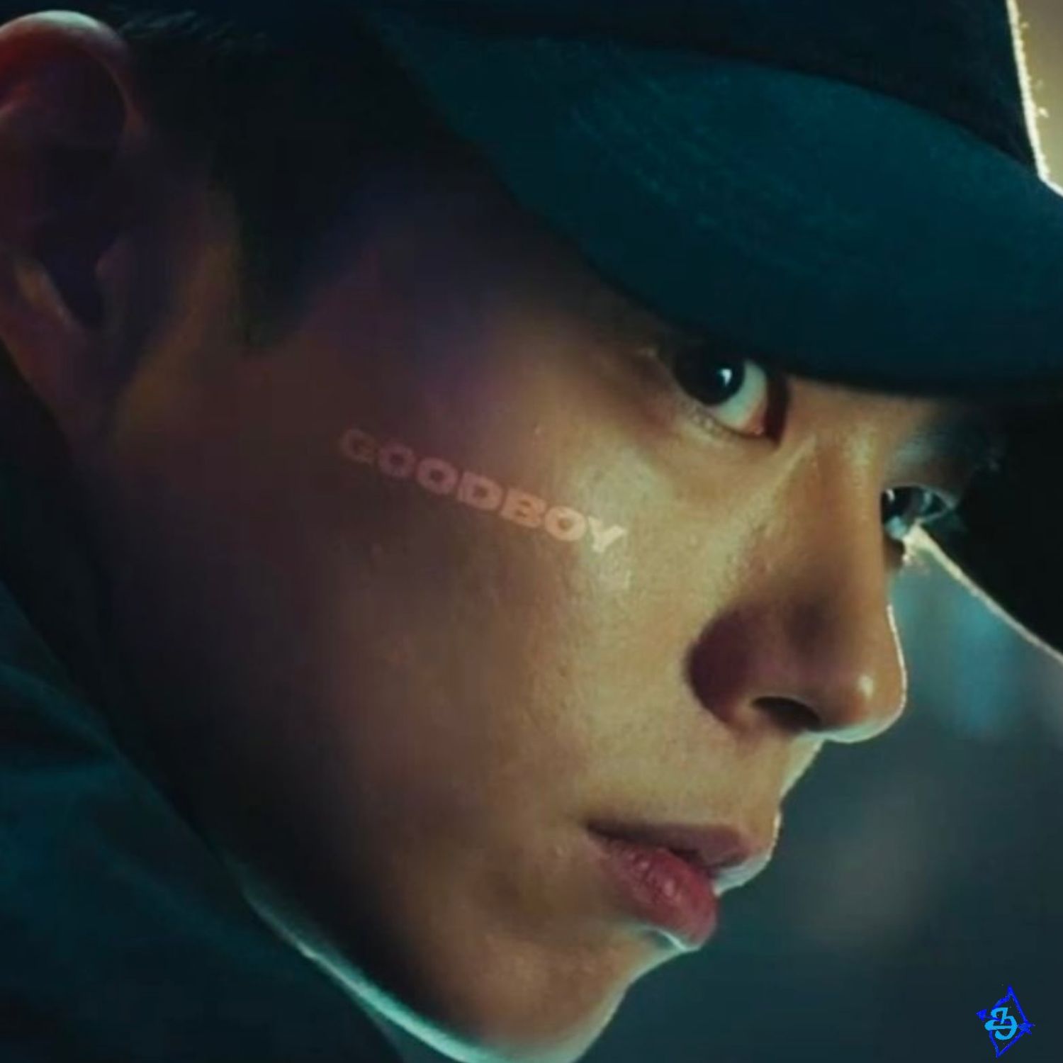 A moment captured by a fan of Park Bogum