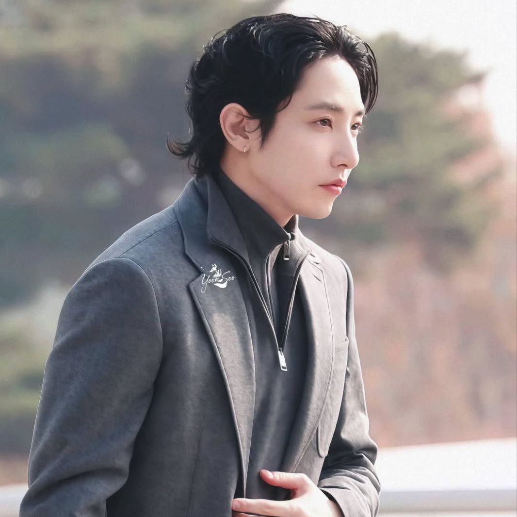 Latest photo of Lee Soohyuk