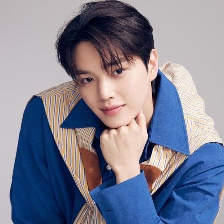 Behind-the-scenes cut of Song Kang
