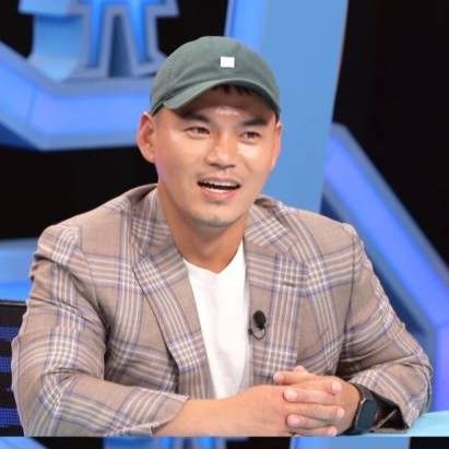 Behind-the-scenes cut of Lee Jung