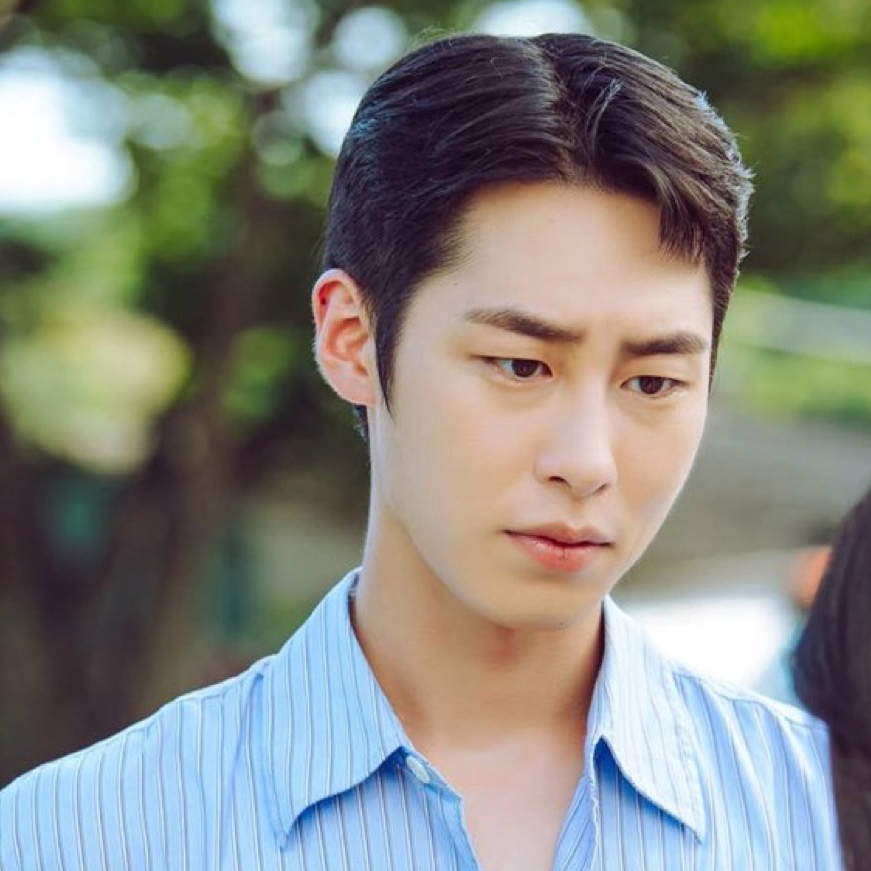 Behind-the-scenes cut of Lee Jaewook