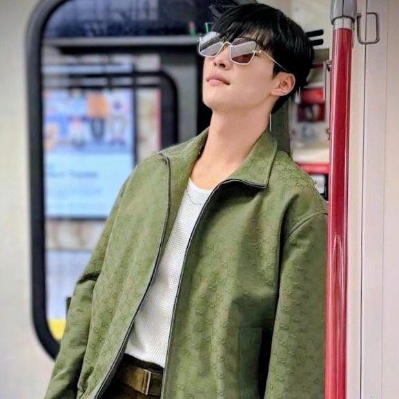 Latest photo of Woo Dohwan