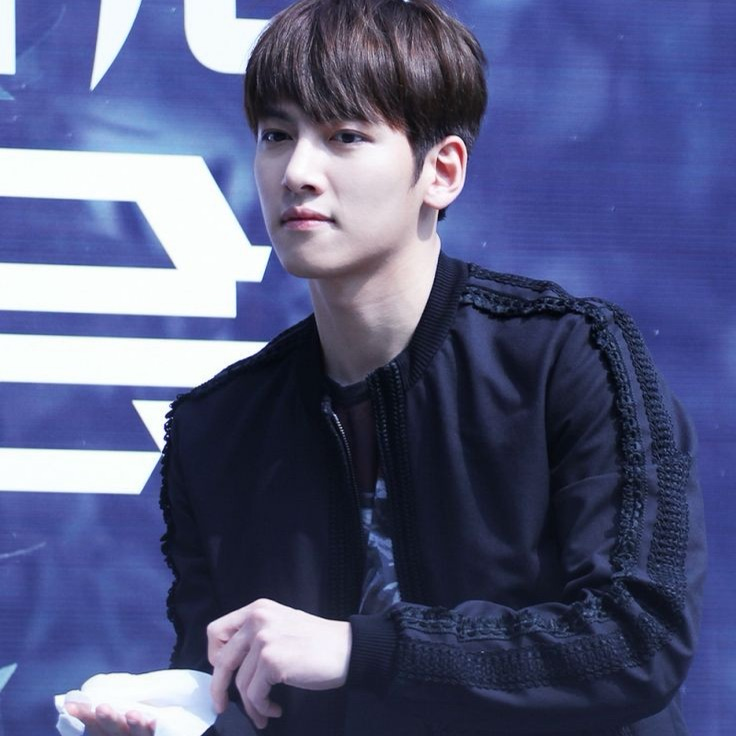 지창욱의 비하인드 컷